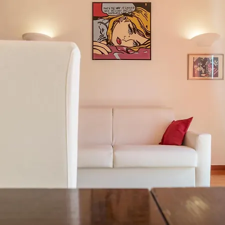 Euclide Exclusive Flat Roma