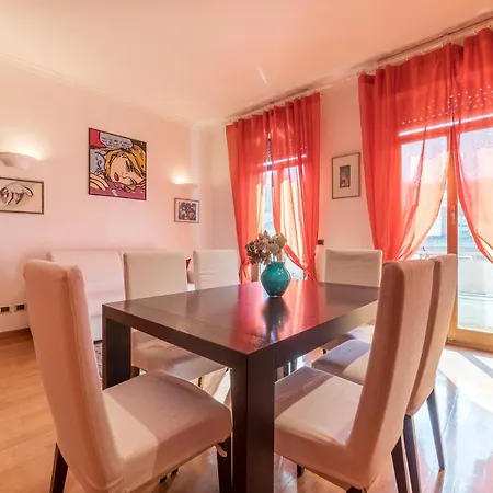 Euclide Exclusive Flat